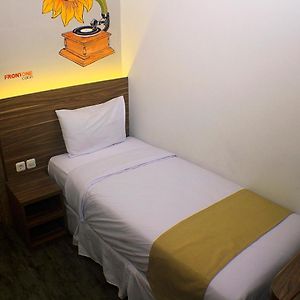 Single kamar small